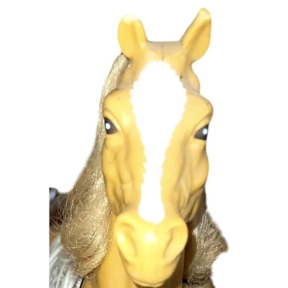 1980 VNTG Mattel Barbie's Palomino Horse Dallas, Blaze Face, Rooted Mane Tail - Picture 7 of 10